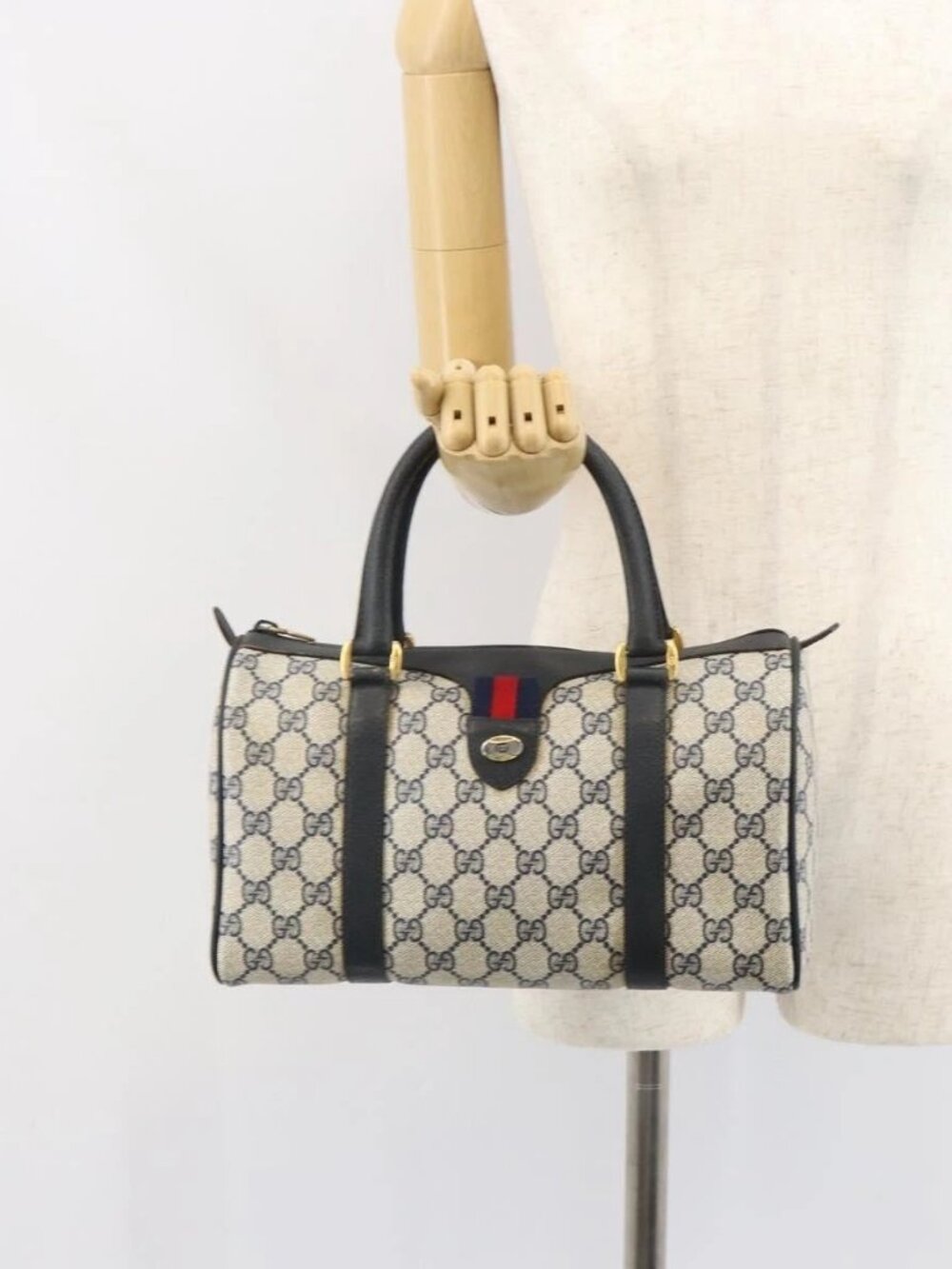 GUCCI GG Supreme Sherry Line Boston Bag PVC Navy Gold Red 111 02 006 Auth 163624